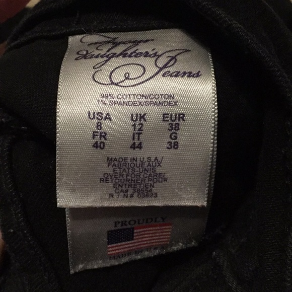 NYDJ jeans sz 8. 33” inseam Excellent condition - Picture 3 of 4